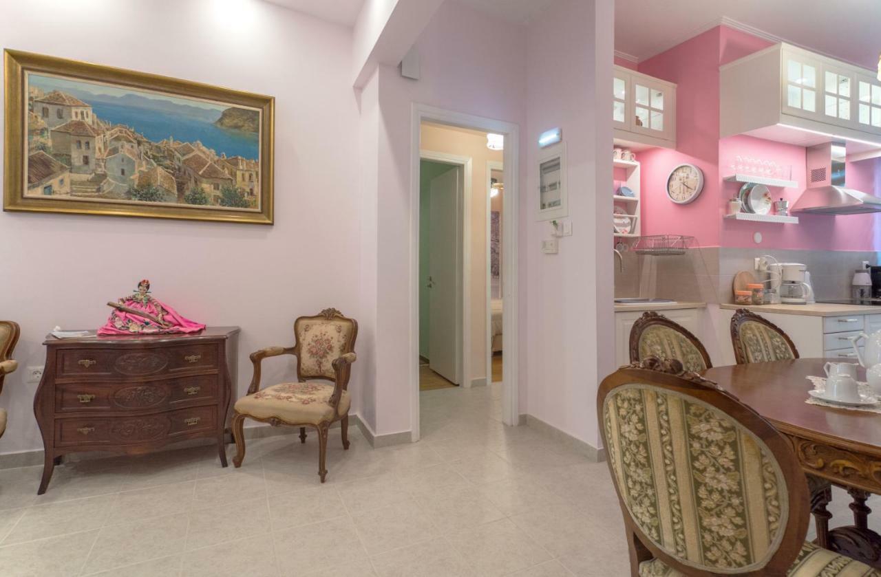 Lovely Apartment In Афины Экстерьер фото