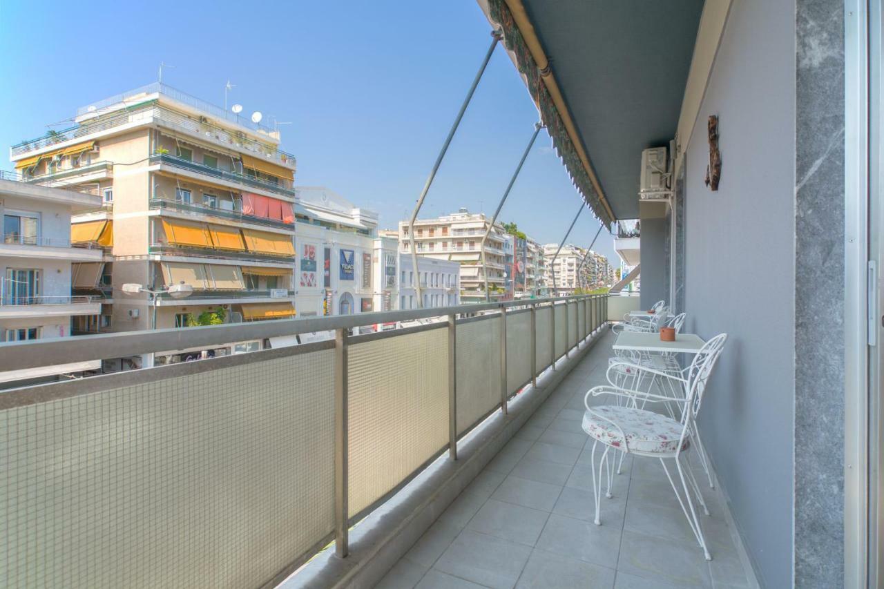 Lovely Apartment In Афины Экстерьер фото